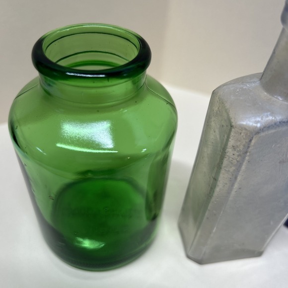 3 Vintage Bottles Antique Pharmacy / Medicine Bottles Cobalt Blue, Liquor Bottle - Picture 6 of 14